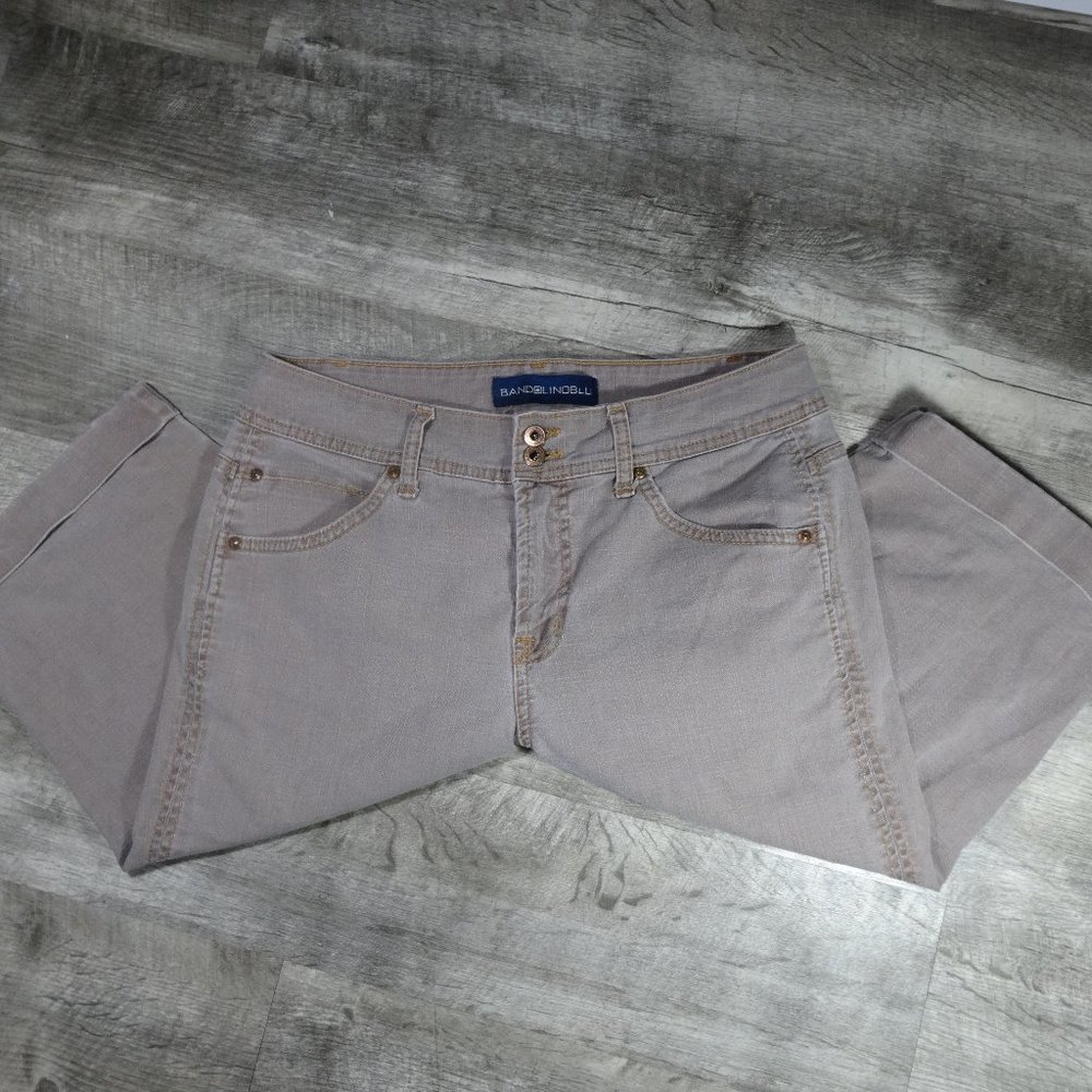 Bandolinoblu Bermuda Shorts Size 8 Made in Egypt